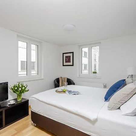 Swiss Star District 4 - Contactless Self Check-in Appartement *